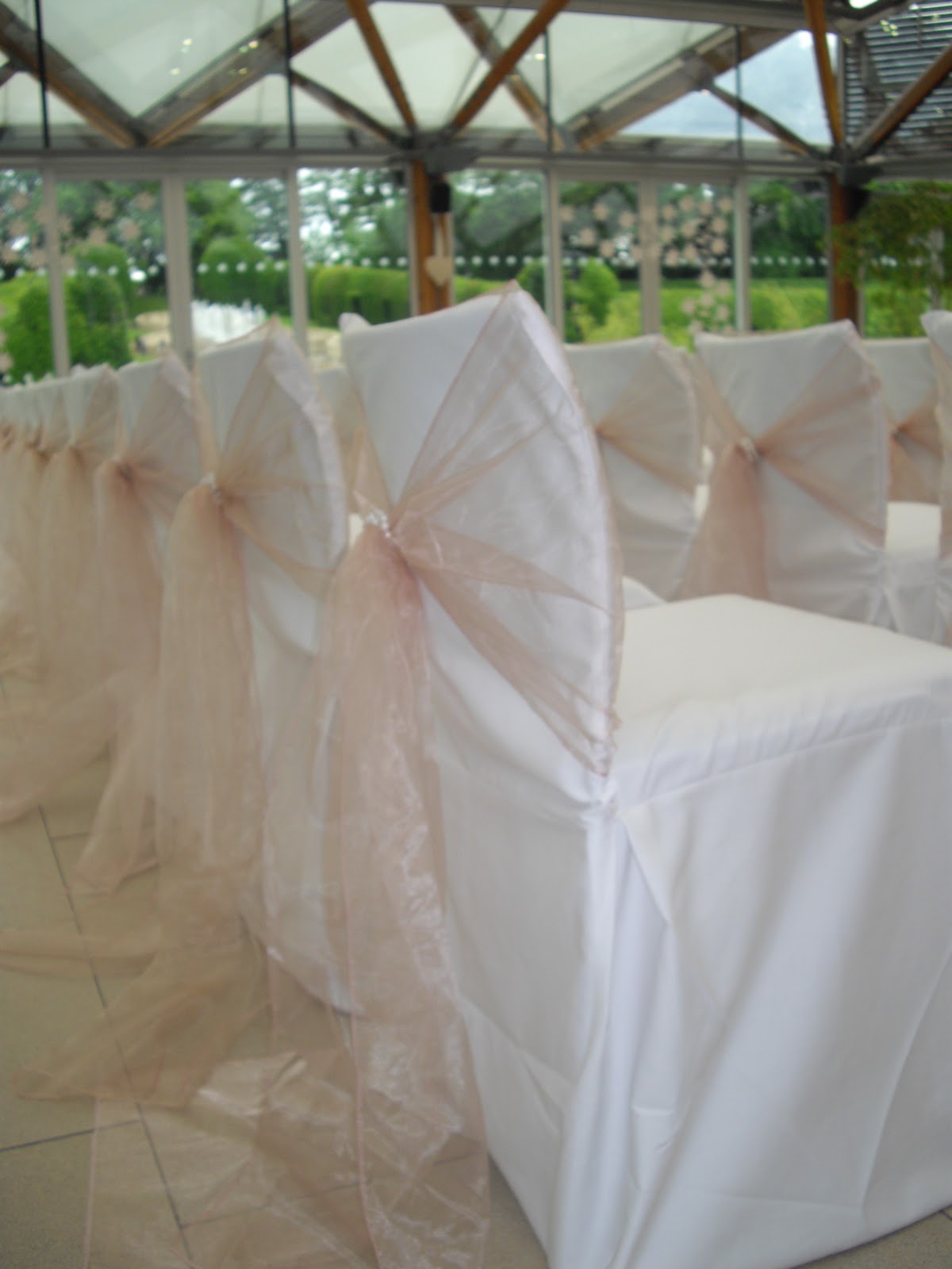 Simply Bows & Chair Covers Simply Vintage