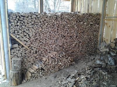 навес для хранения дров