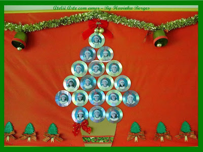 Árvores de Natal feitas com cd e dvd usados
