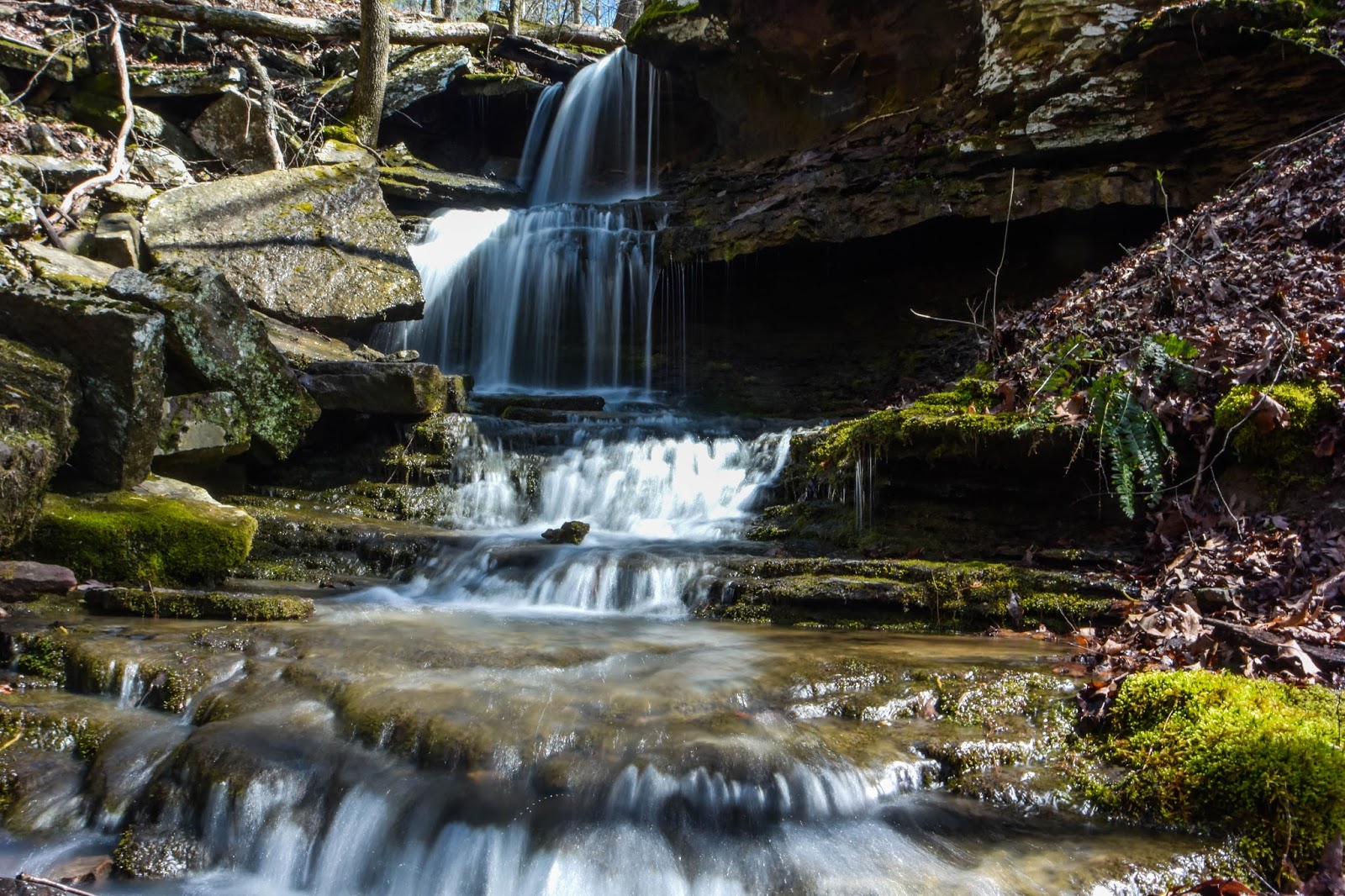Rick's Hiking Blog Sand Cave Hollow Waterfalls, Blue Hole SIA