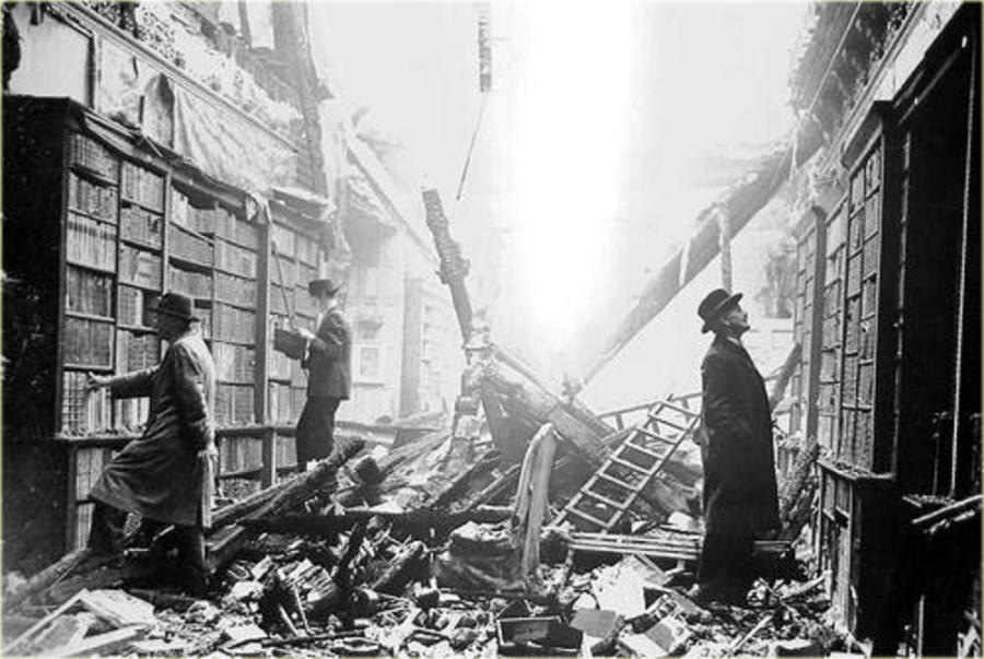 Historical Photos London Blitz WW2 today-in-history-september-7-1940-germany-began-the-blitz-bombing-of