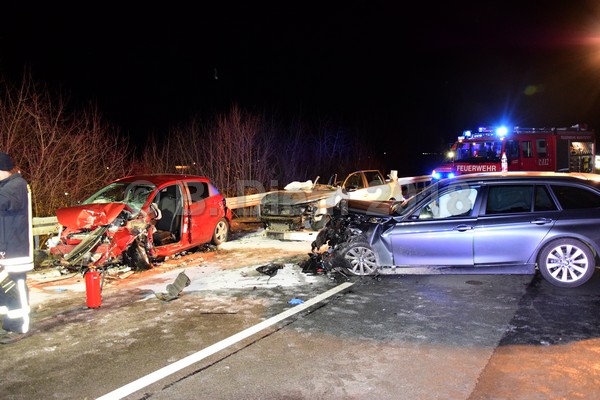 Unterfranken Aktuell Mann Von Strassenbahn Uberfahren Und Todlich