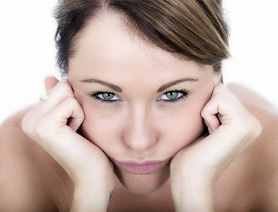 ما السر الذي تأبى النساء ان تذيعه على مسامع الرجال بالرغم من جمالها  :