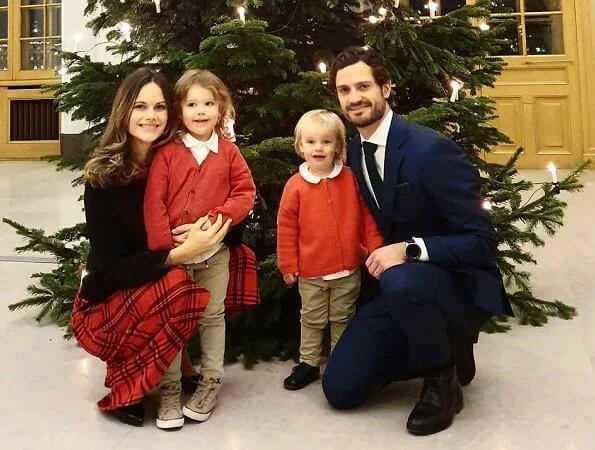 Prince Carl Philip, Princess Sofia and their children Prince Alexander and Prince Gabriel congratulated everybody's Christmas