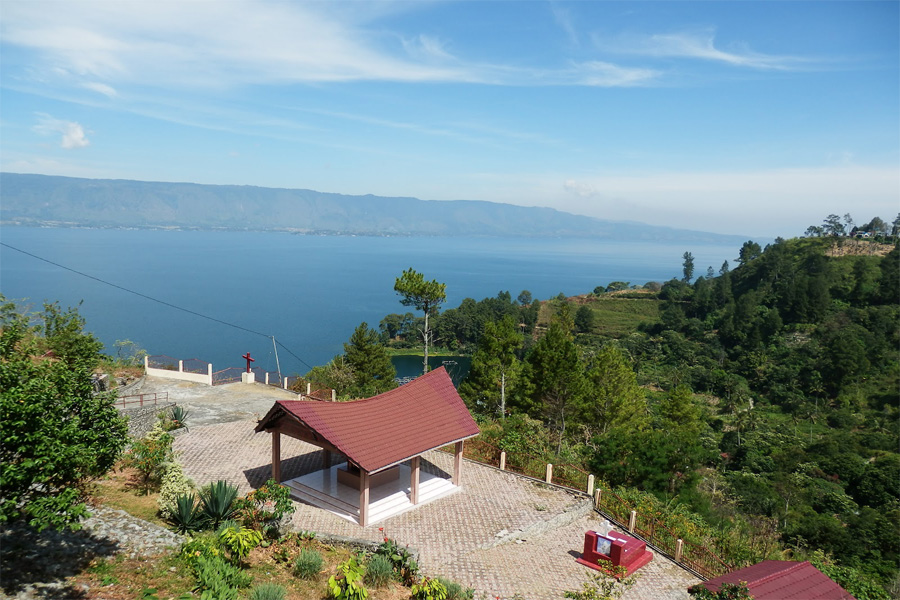 Contoh Teks Deskripsi Tentang Danau Toba Terkait Teks
