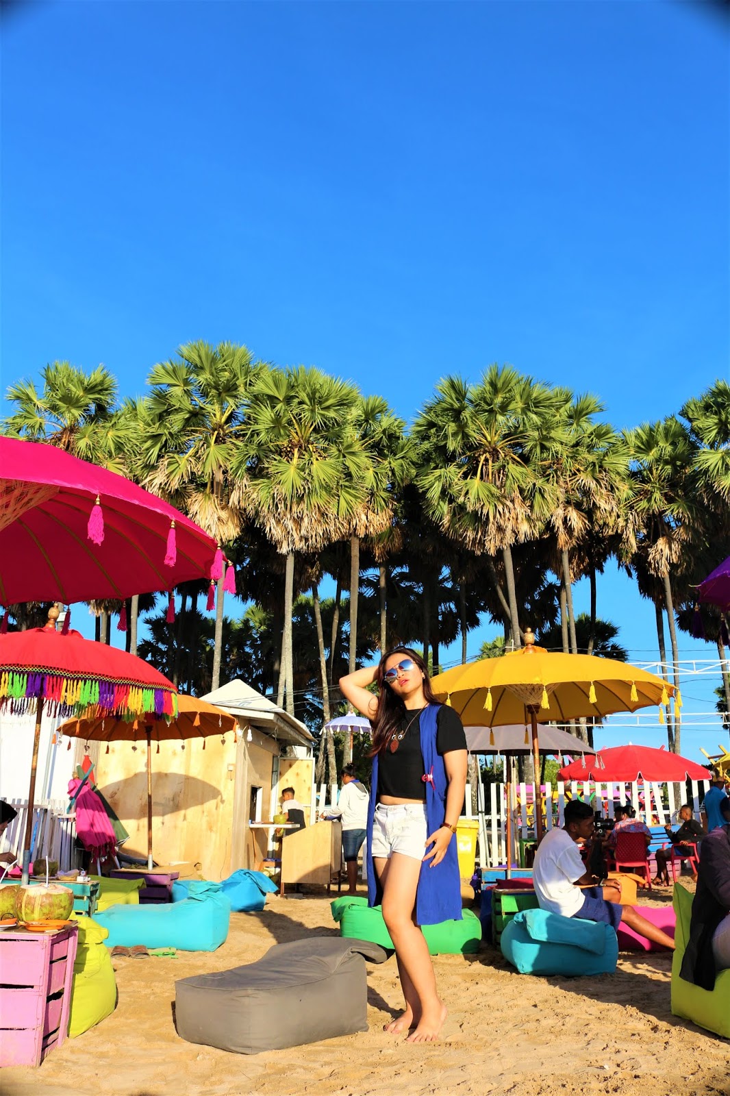 My Trip My Tapaleuk Mtmt Pantai Warna Warni Oesapa