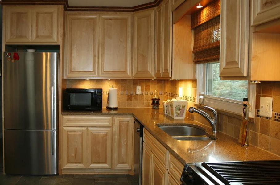 Kitchen Colors With Maple Cabinets Home Interior Exterior