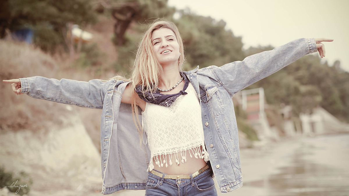 Bir Parca Sarki Ozgur Kurum Gozlerimi Kapatsam Wattpad