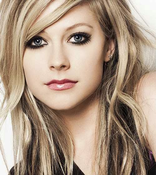 Foto Avril Lavigne Biodata dan Profile Gambar.photo