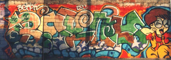 Graffiti con Heiz Bzk de la vieja escuela de Barcelona