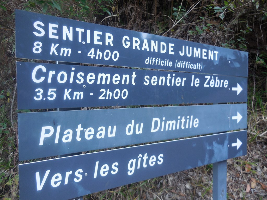 Sentier Le Zebre  - Sentier Quittant L�entre Deux En Direction Du Dimitile, Parallèle À La Grande Jument.