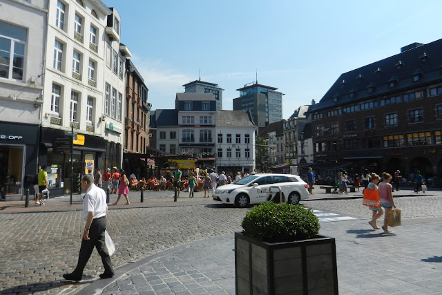 Belgia - Hasselt - rynek Grote Markt