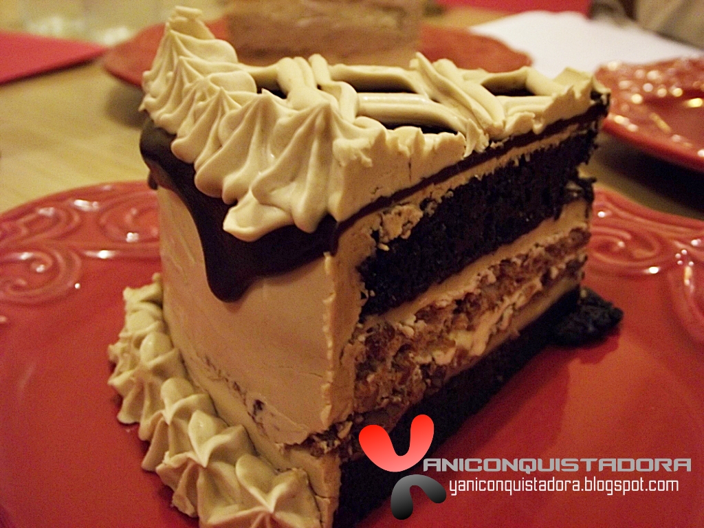 yaniconquistadora The Kitchen of Cakes and Coffee