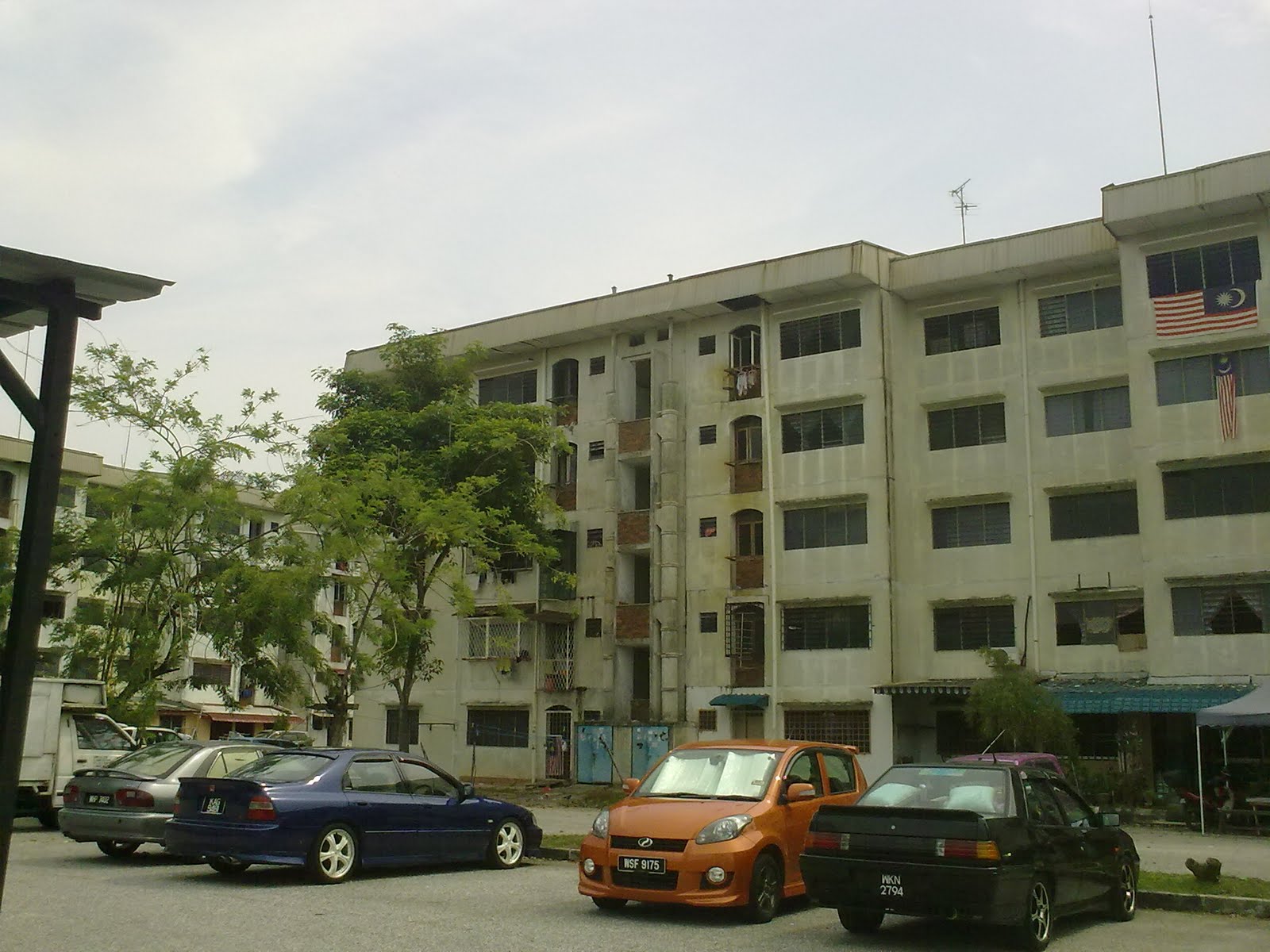 PKNS Apartment, Section 24, Shah Alam. FOR SALE