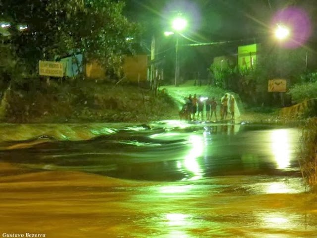 Cheias no Rio Capibaribe e Riacho Tapera: primeiras imagens começam chegar