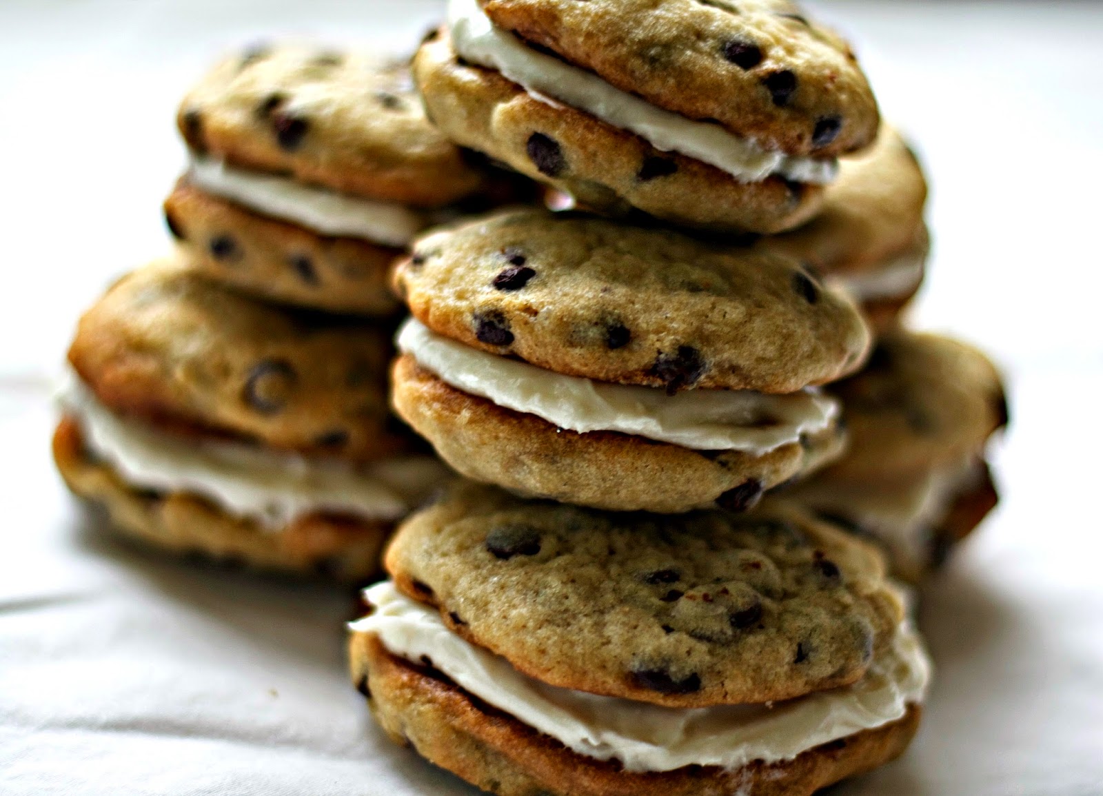Savvy Sisters Cookies and Cream Cheese Sandwiches