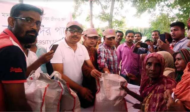 Dhaka University next batch of floods in Islampur