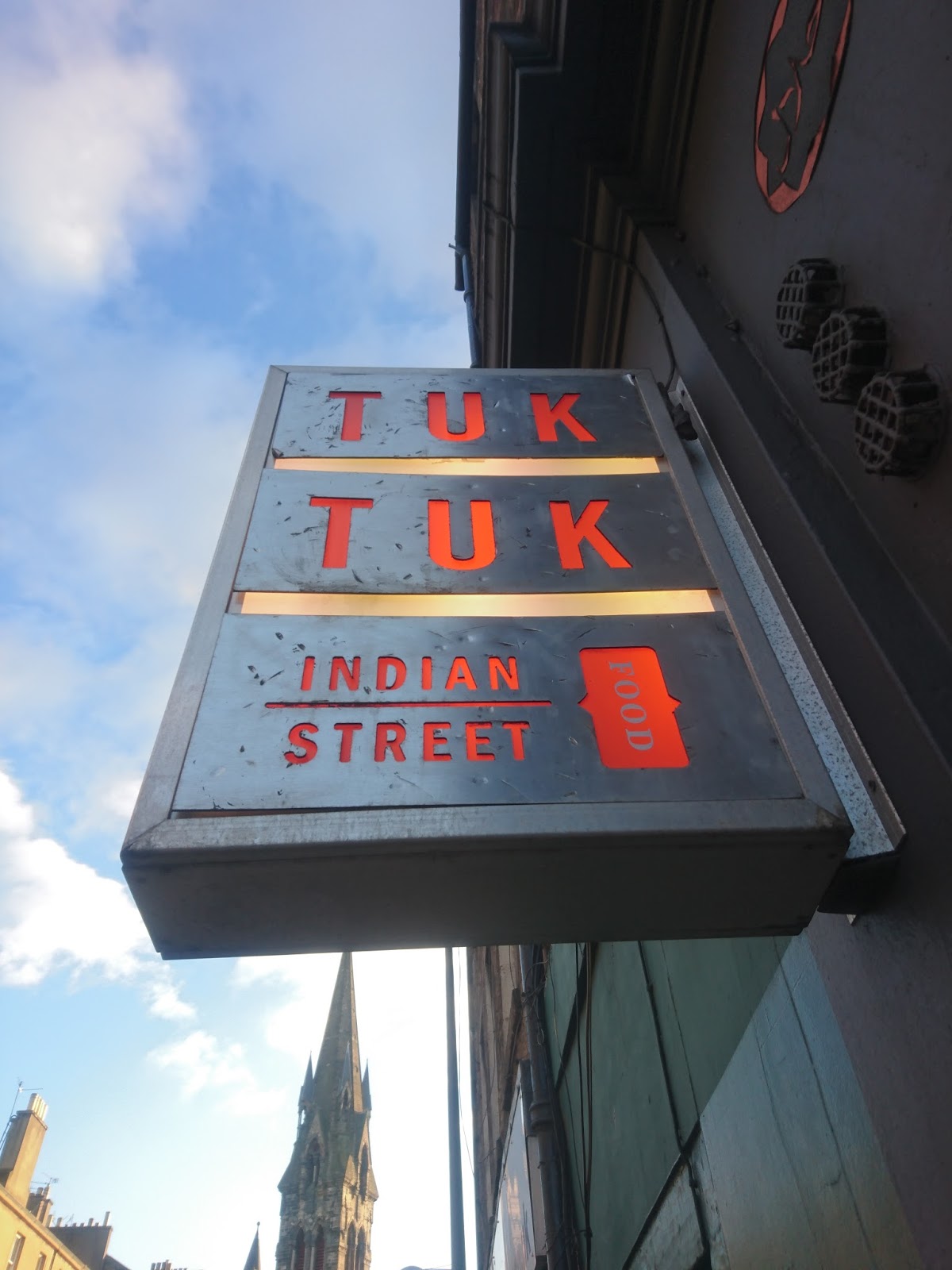 Review Tuk Tuk, Leven Street, Edinburgh