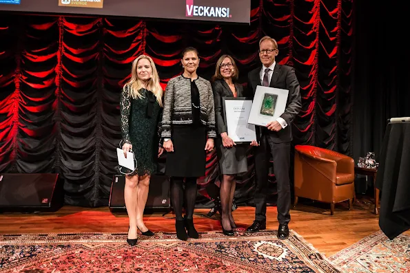 Crown Princess Victoria of Sweden awarded Johan Söderström, CEO of ABB the "Sustainability Prize" at the a business weekly magazine's Sustainability Day