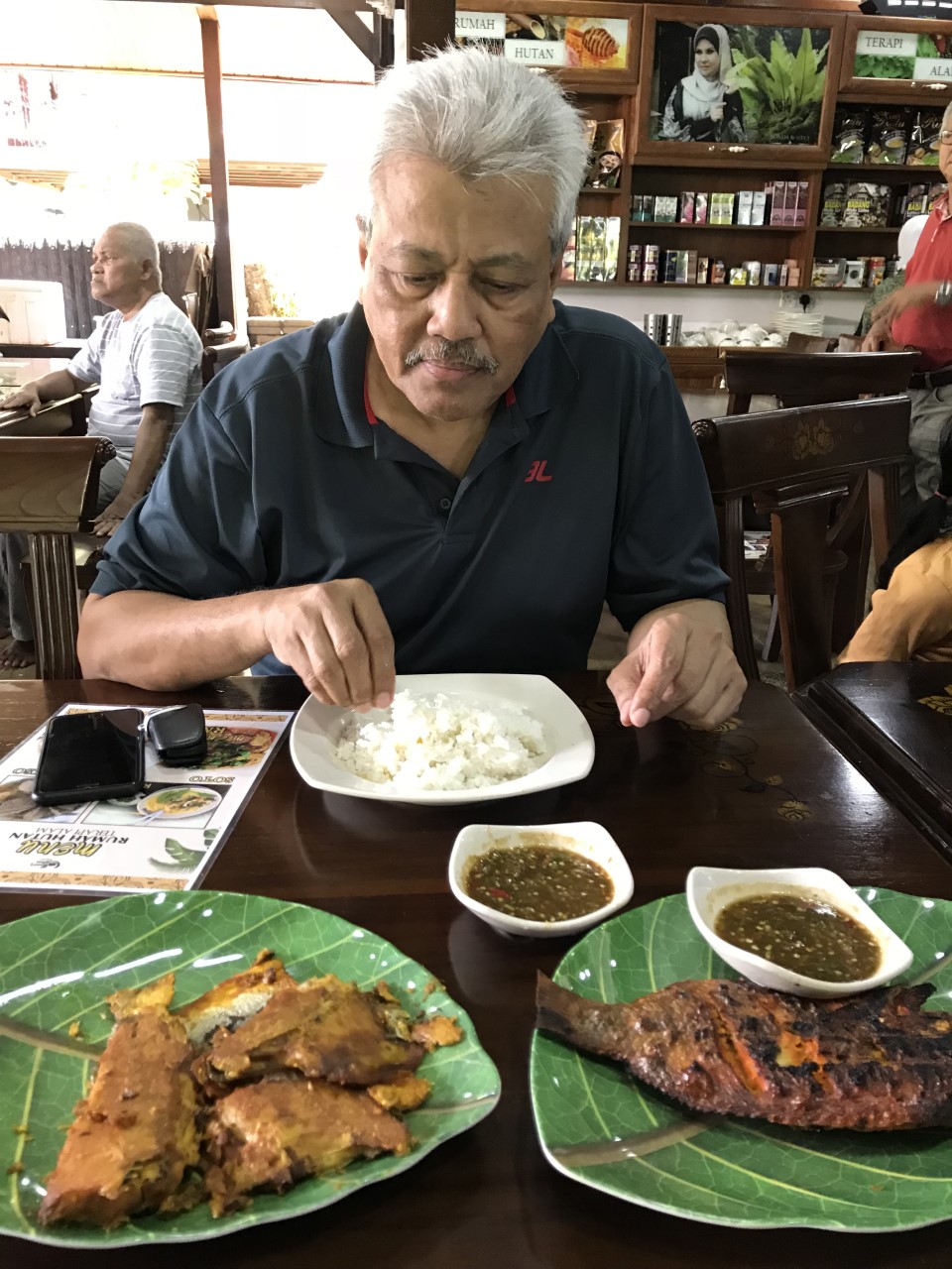 Rumah hutan bonda rozita