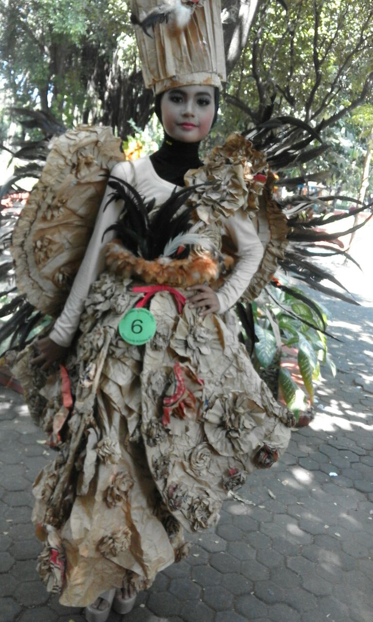 20+ Trend Terbaru Baju Karnaval Dari Karung Goni - Charlotte Khogg