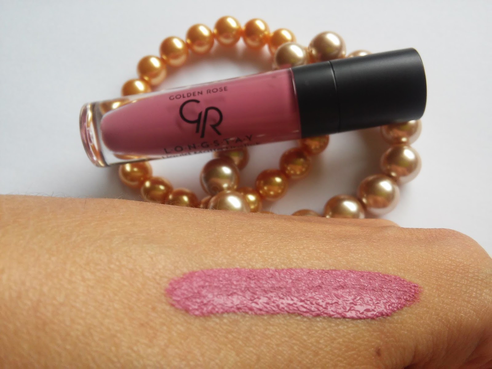 GOLDEN ROSE LIQUID MATTE LIPSTICK Loonia