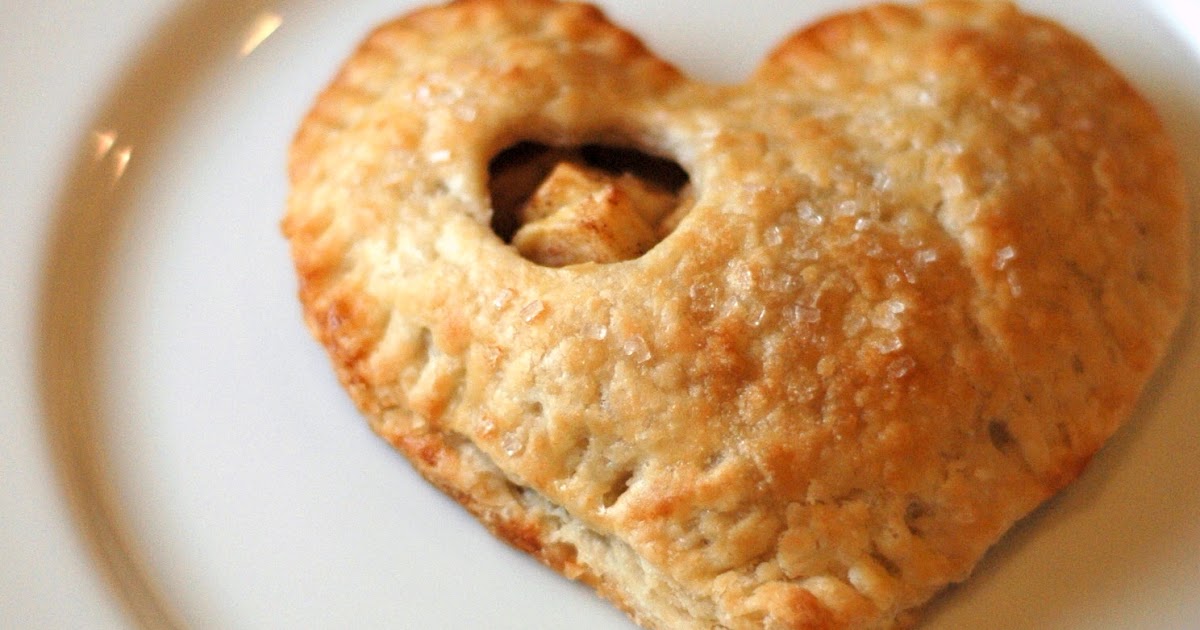 i heart baking! heartshaped apple pocket pies