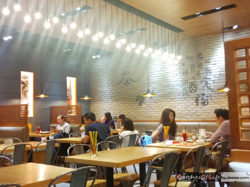 Wangfu Chinese Cafe Gen Tso's Chicken, Tausi Fish Fillet, and more