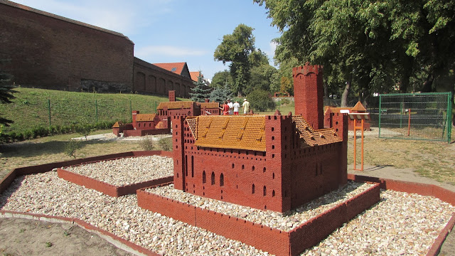 miniatury zamków krzyżackich