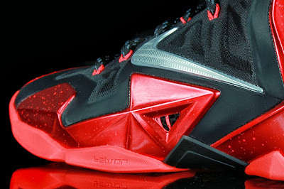 The Real Dwayne Allen.com: Nike LeBron 11 Black/Metallic Silver ...