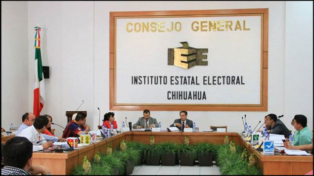 Estados/ Capacita IEE Chihuahua a mujeres  observadoras electorales