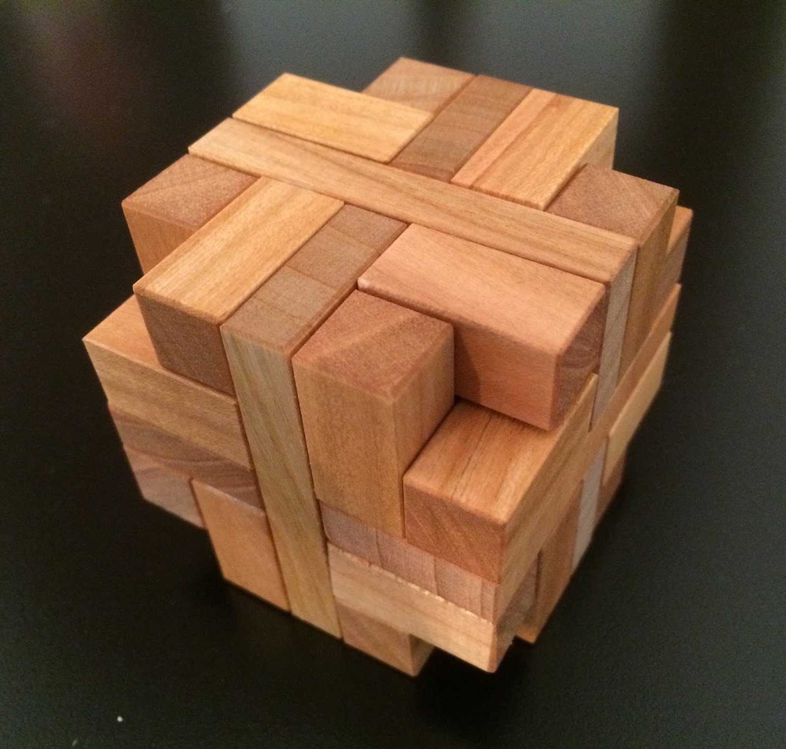 solvability - Wooden disentanglement puzzle - Puzzling Stack Exchange