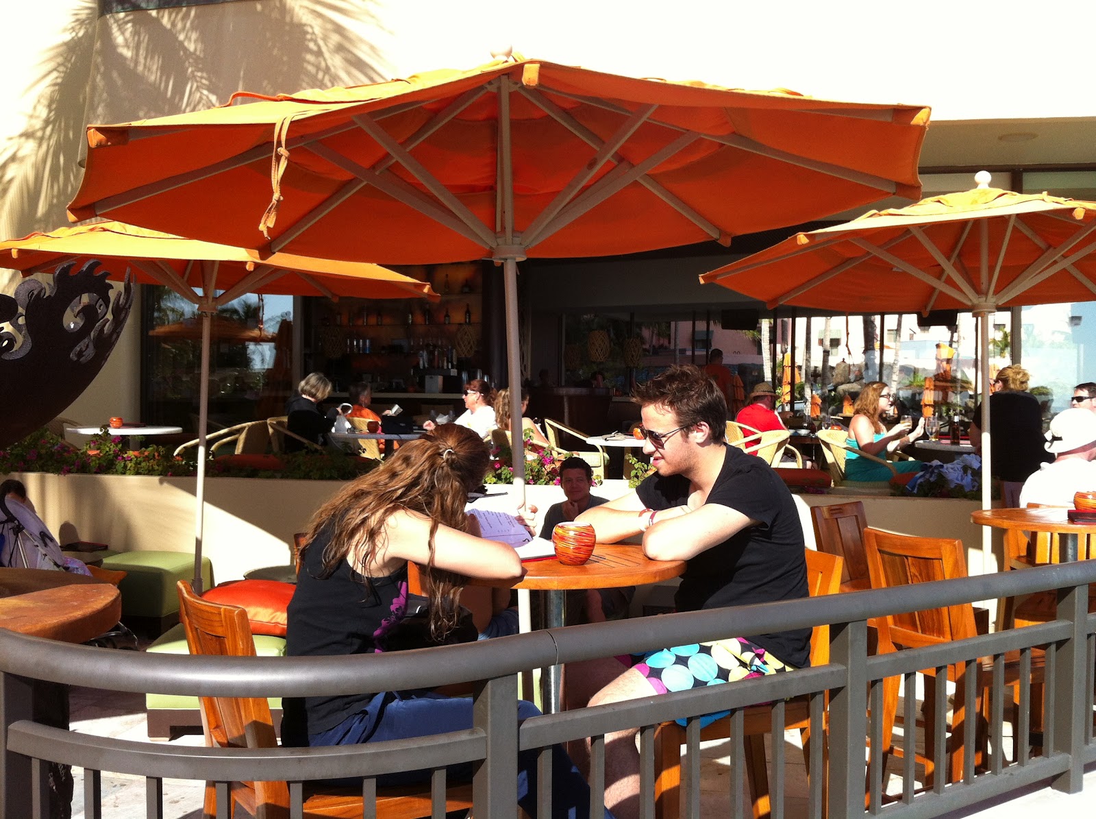 GREAT EATS HAWAII RUM FIRE SHERATON WAIKIKI HOTEL