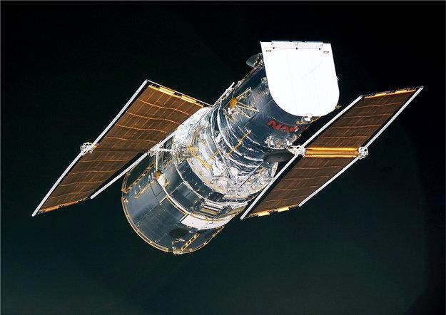 HARI INI 1990: Teleskop Hubble Diluncurkan ke Luar Angkasa