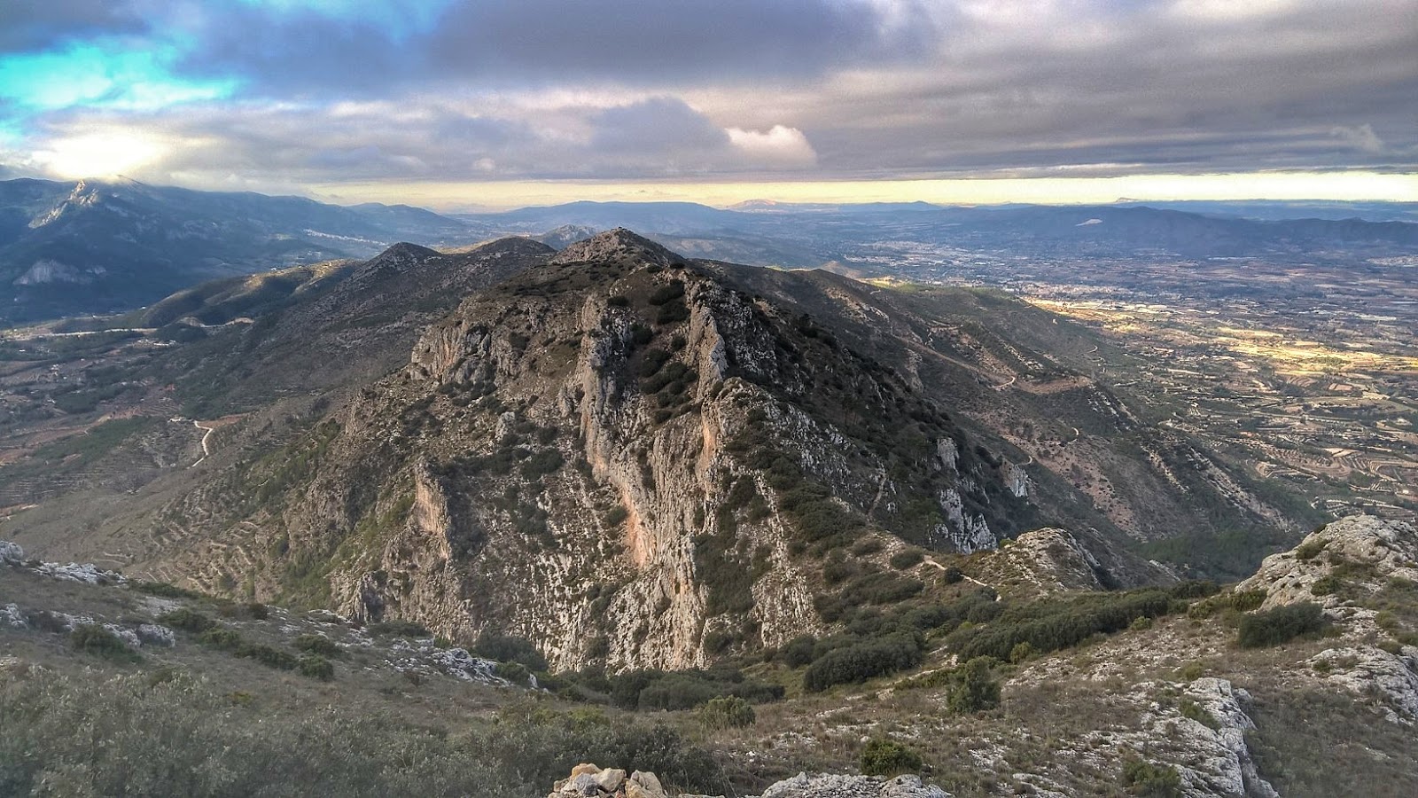 CIMA DE LA SIERRA DE BENICADELL