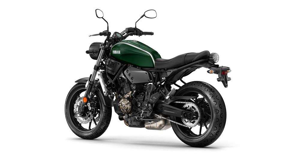 Mari berkenalan dengan Yamaha XSR700 si motor bergaya retro klasik dengan sentuhan modern . .