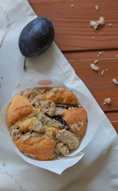 Hessenmädel: Zwetschgen-Muffins mit Zimtstreuseln - hallo Herbst!