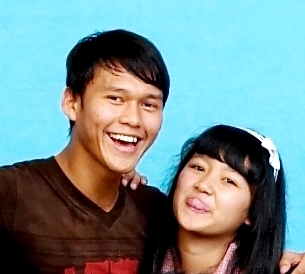 Dia kemana ya gak balik lagi