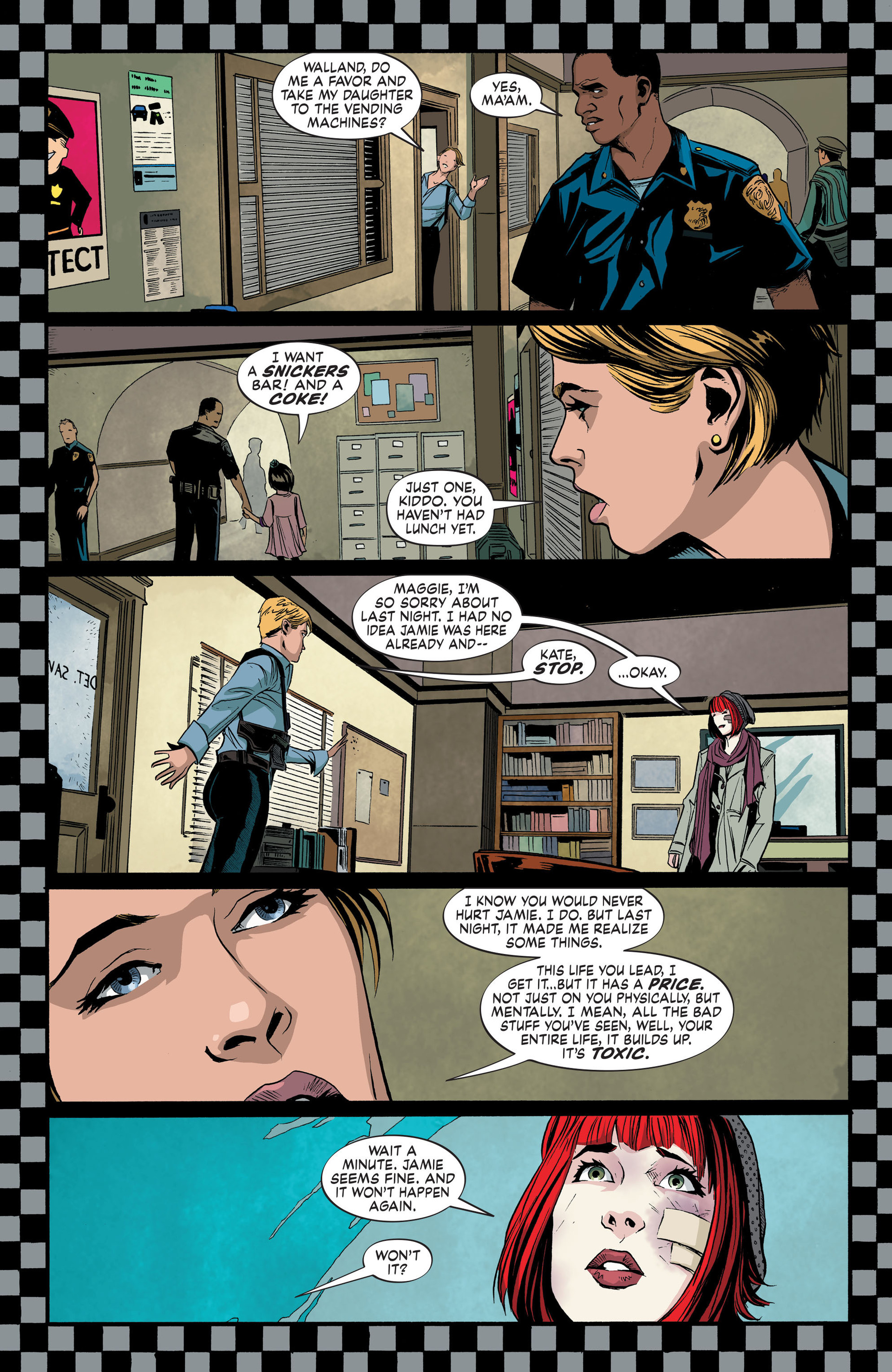 Read online Batwoman comic -  Issue #28 - 11