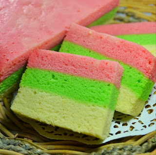 Cara Membuat Bolu Kukus Pelangi Yang Lembut Dan Enak