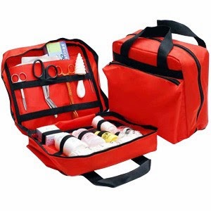 LOS PATEADORES LOCOS: EL BOTIQUÍN DE PRIMEROS AUXILIOS EN MONTAÑA.