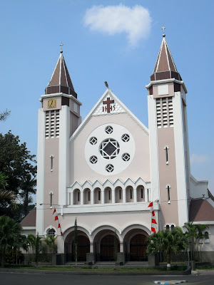 Freelance Flaneur: Malang and winding road