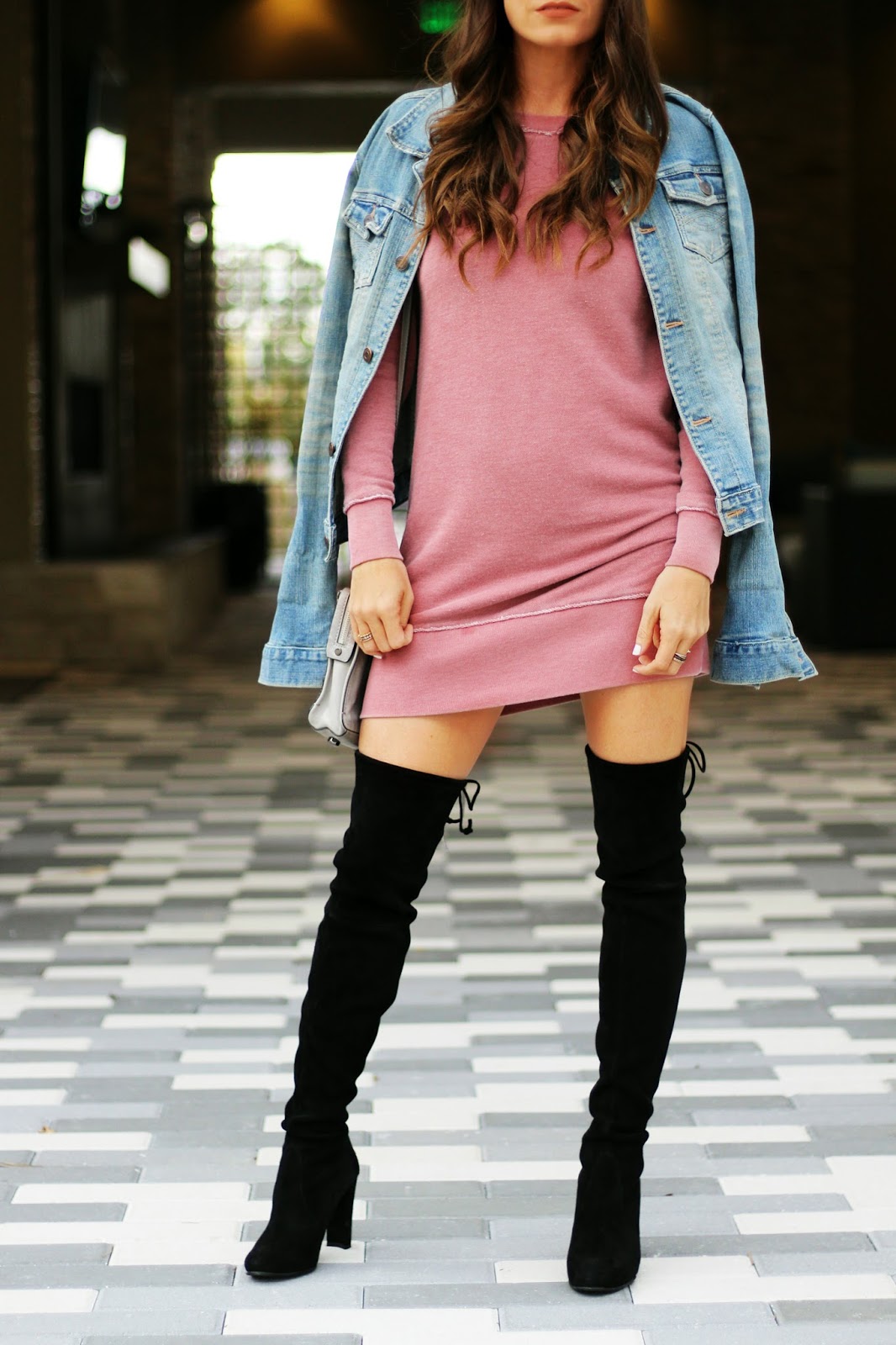 Sweatshirt dress with over the knee boots