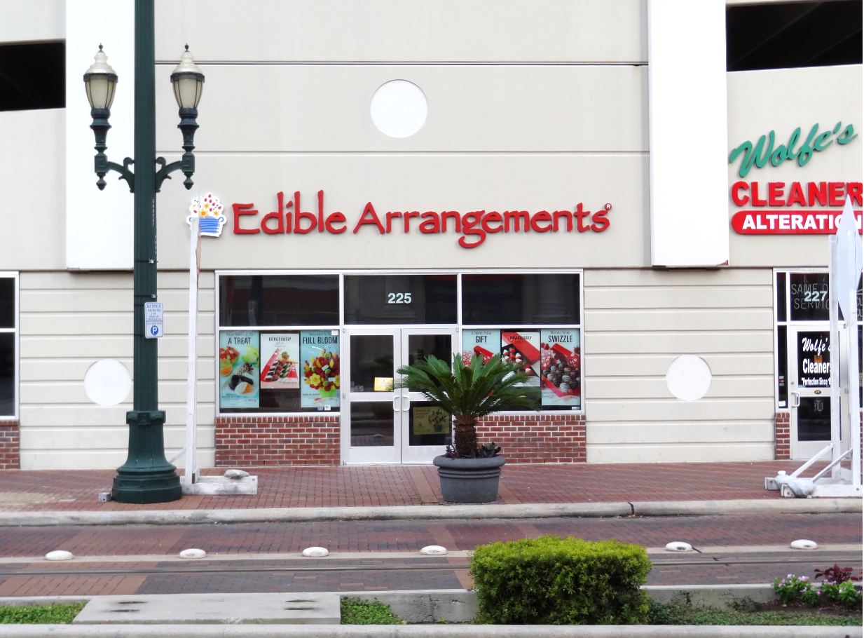 Houston in Pics Edible Arrangements on Main St.