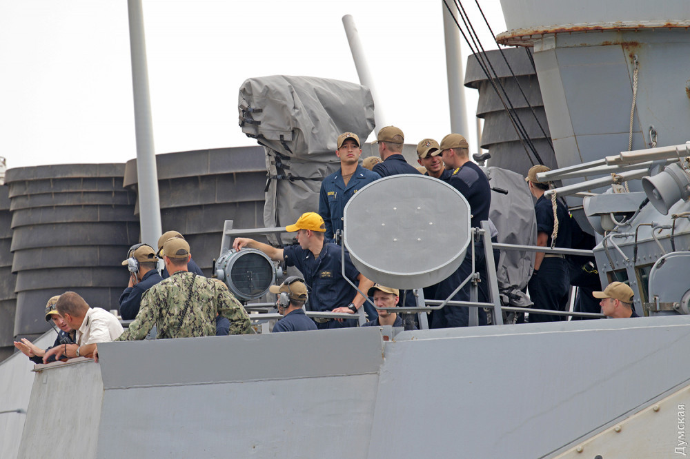 Американський ракетний есмінець USS Porter прибув до Одеси
