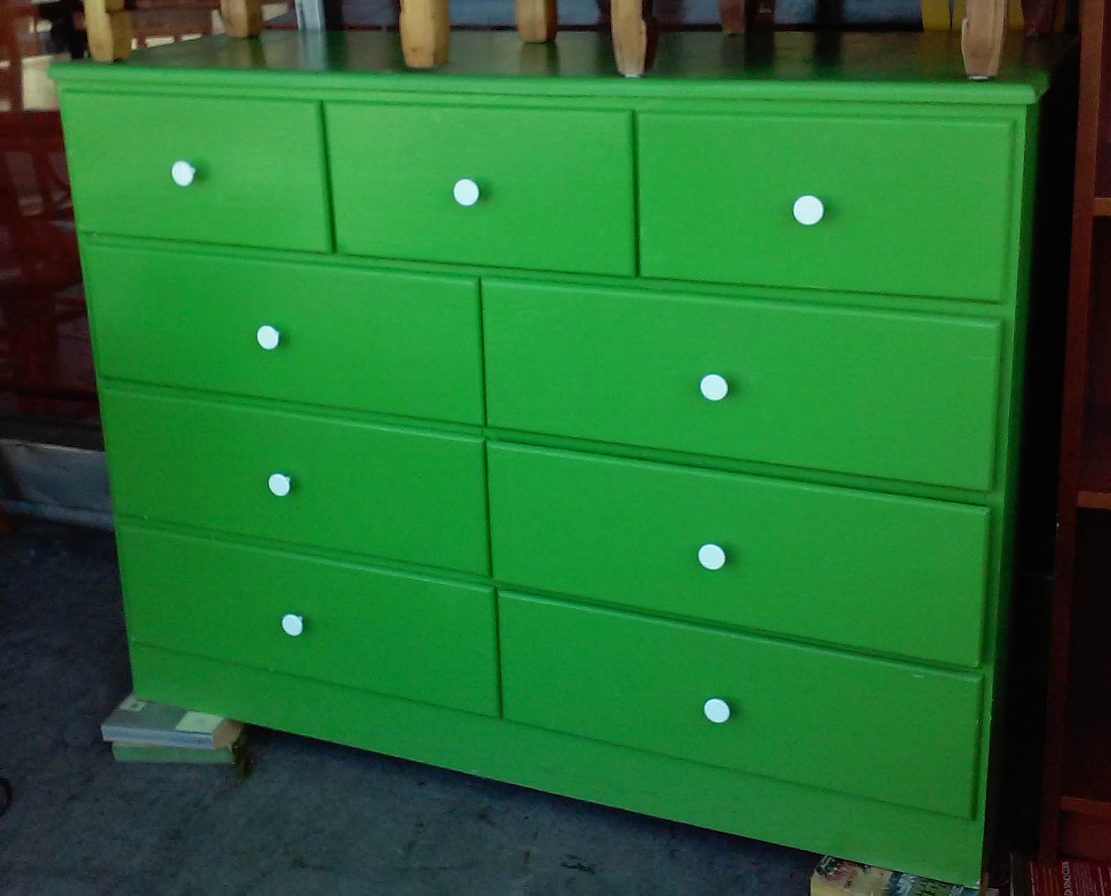 Uhuru Furniture Collectibles Sold Kelly Green Wooden Dresser 95