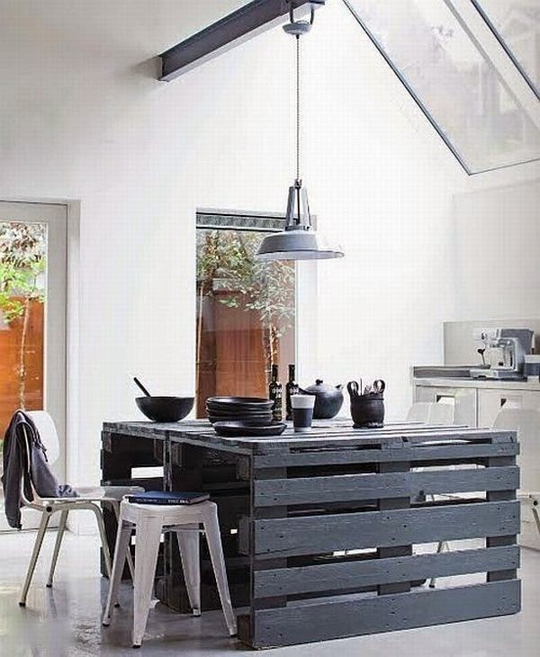 Recycle wooden pallets and turn them into home furnishings