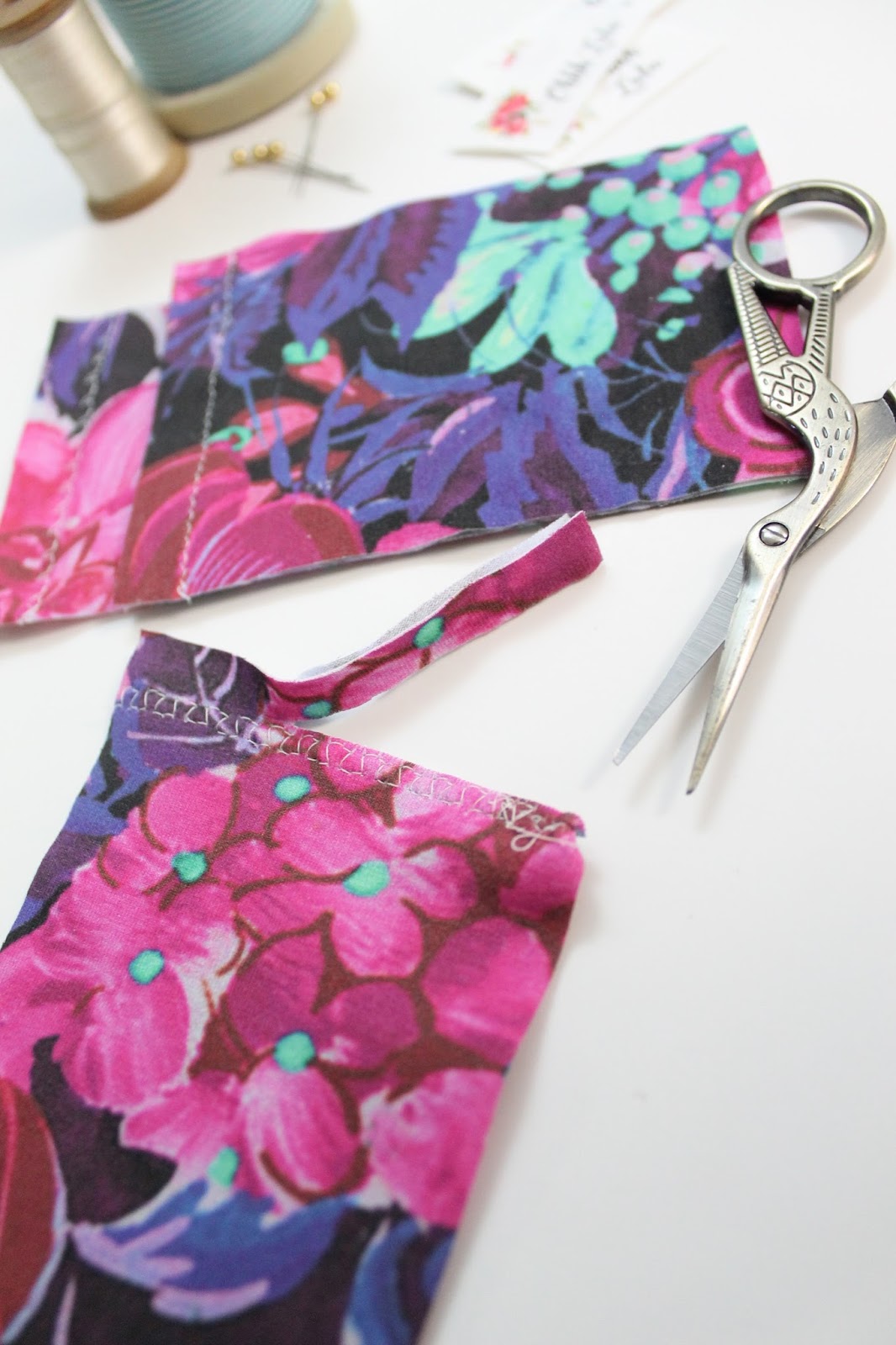 Ohhh Lulu... How to sew knit fabric without using a serger.