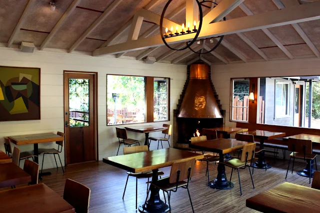 Glen Oaks log cabin hotel, Big Sur California - luxury travel blog