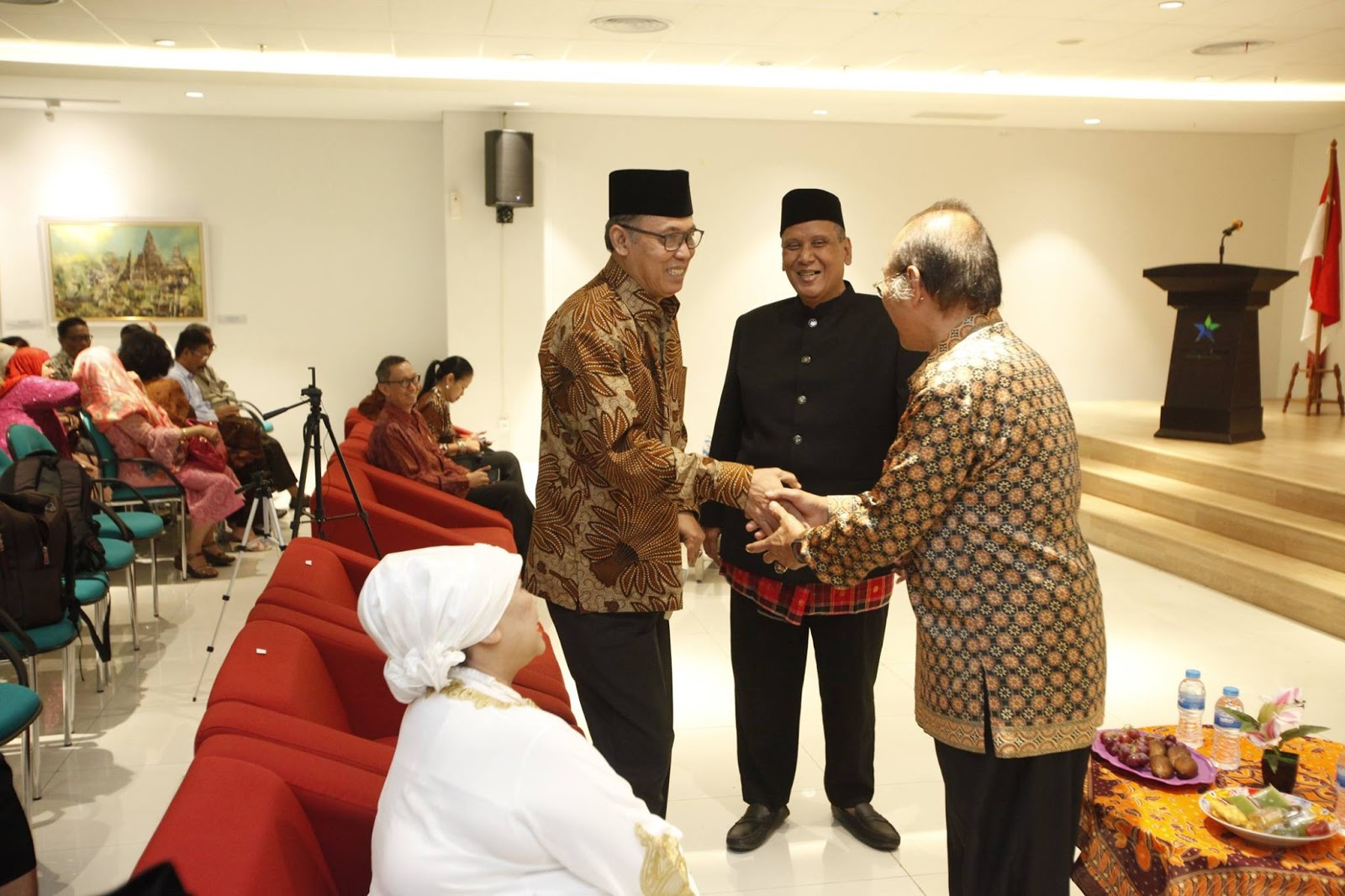 Pahlawan Nasional Indonesia KH Zainul Arifin (1909 1963) September 2018